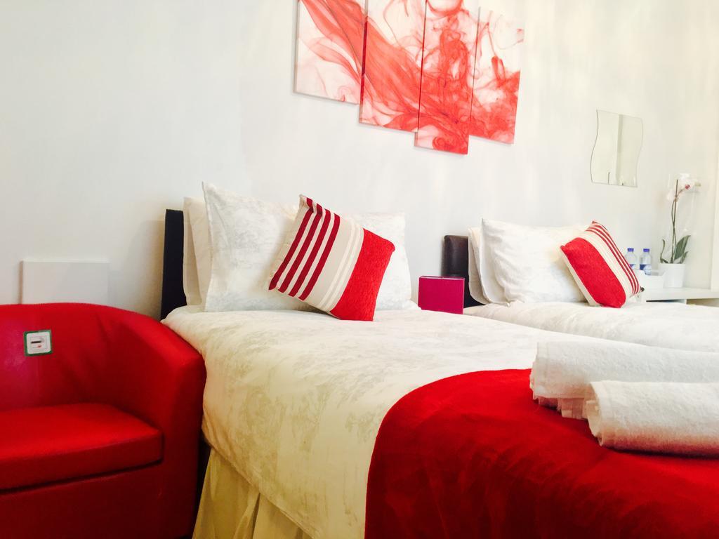 Gable Lodge Londres Quarto foto