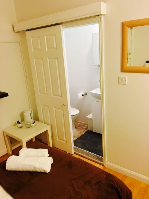 Gable Lodge Londres Quarto foto